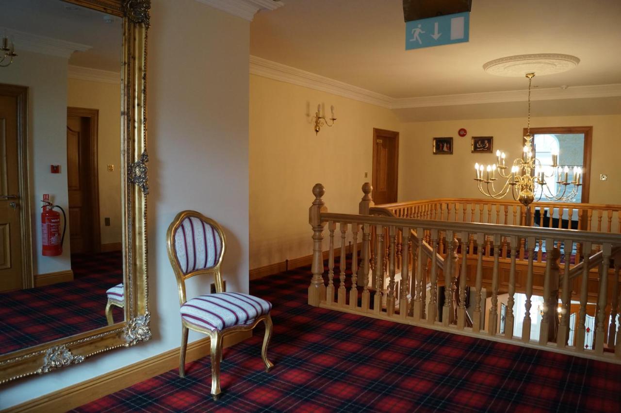 Kilcreeny Lodge Лисбърн Екстериор снимка