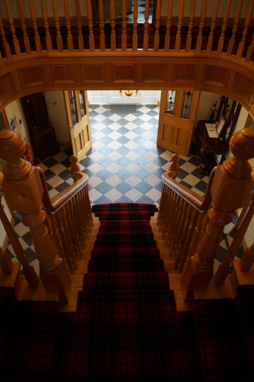 Kilcreeny Lodge Лисбърн Екстериор снимка