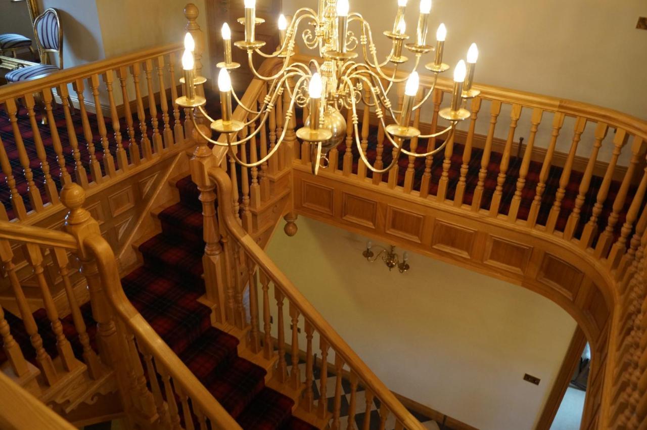 Kilcreeny Lodge Лисбърн Екстериор снимка