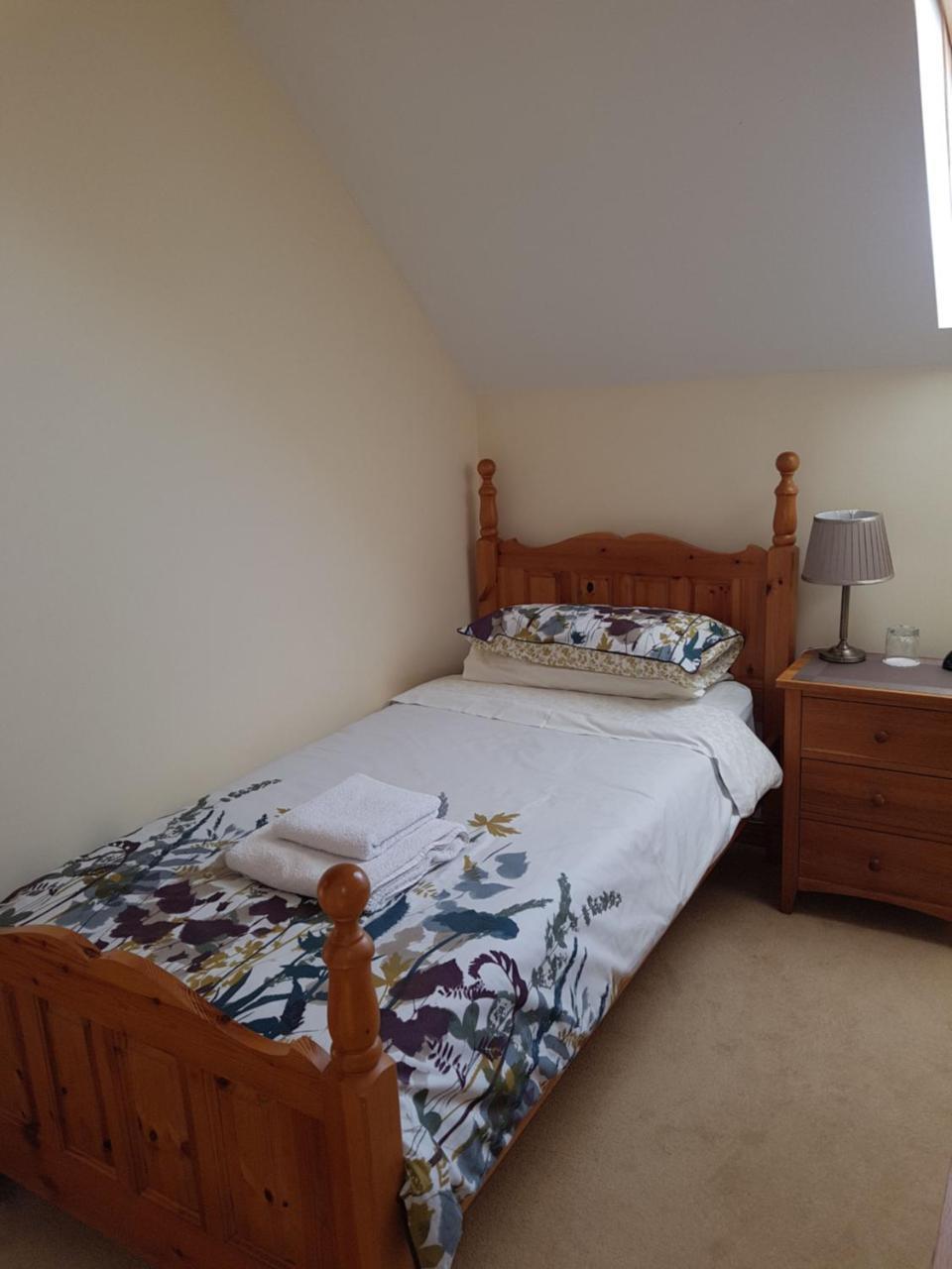 Kilcreeny Lodge Лисбърн Екстериор снимка