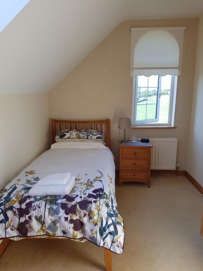Kilcreeny Lodge Лисбърн Екстериор снимка