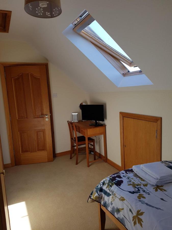 Kilcreeny Lodge Лисбърн Екстериор снимка